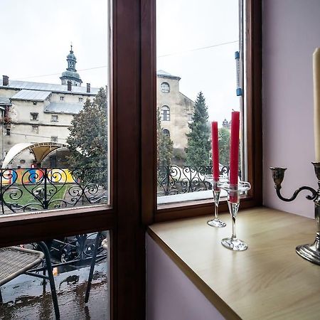 ROMANTIC Apartments - оn Valova street Львов Экстерьер фото