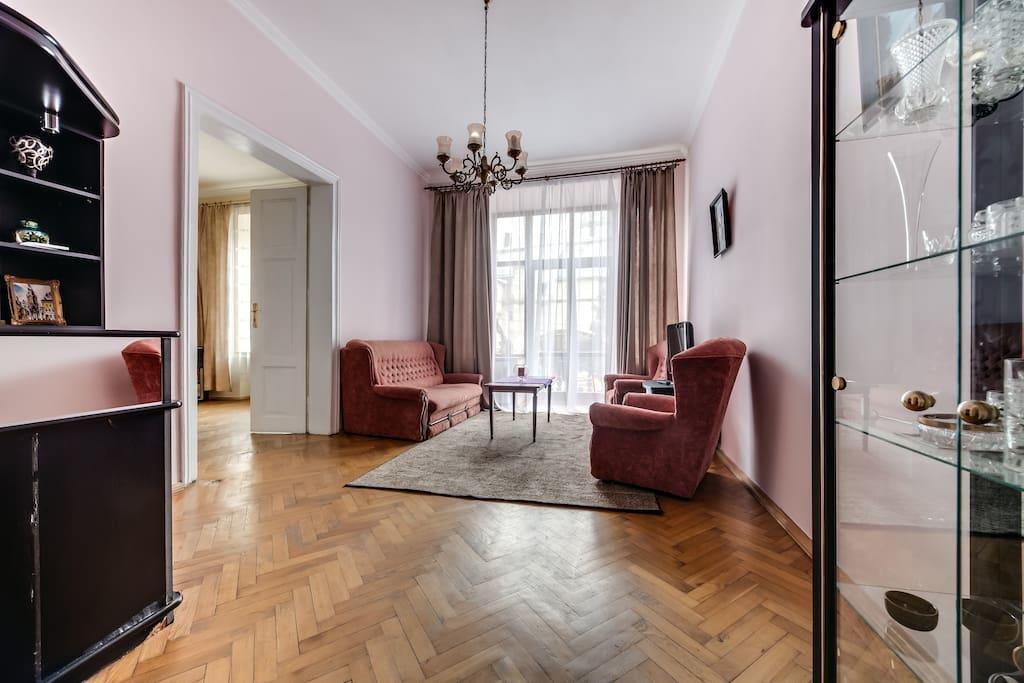 ROMANTIC Apartments - оn Valova street Львов Экстерьер фото